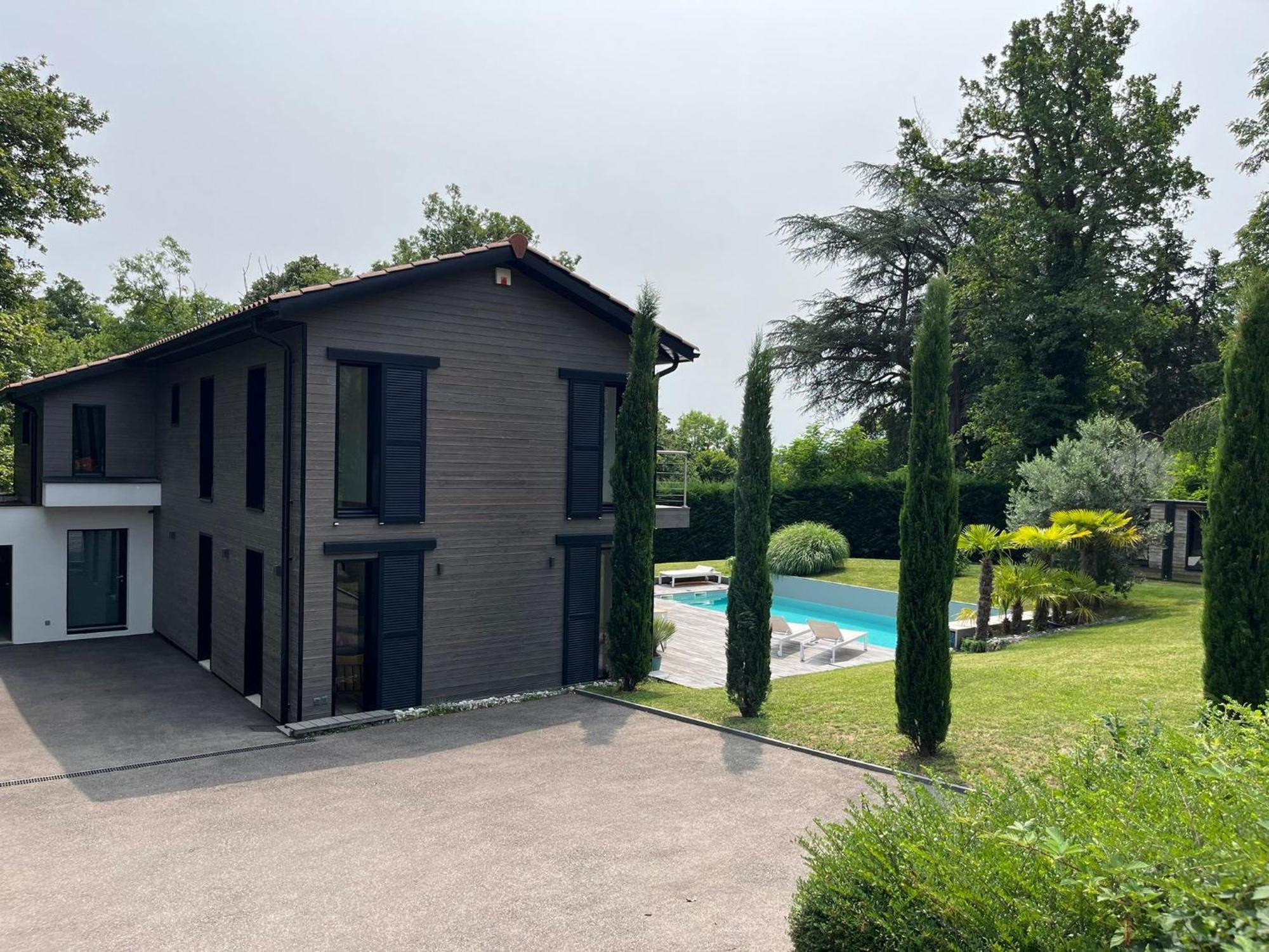 Villa Piscine A Proximite De Lyon Chaponost Exterior foto